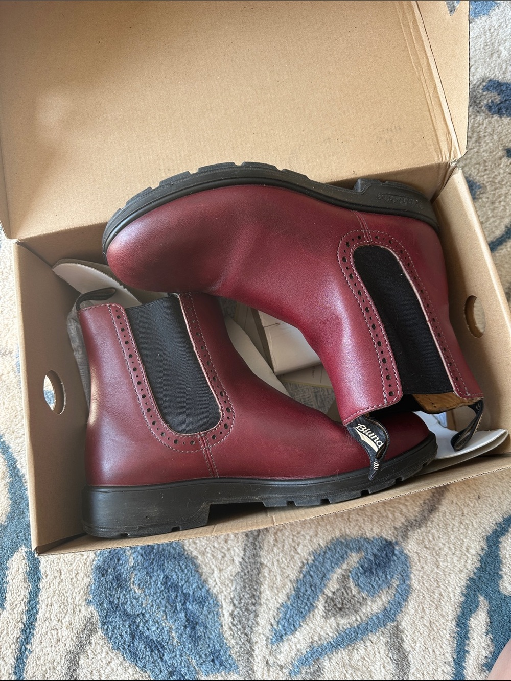 Blundstone 1443 high top Burgundy Rub Boots
